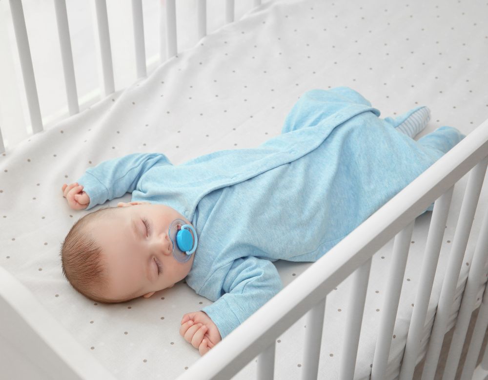 The causes of newborn snoring can be related to the structure of the airway